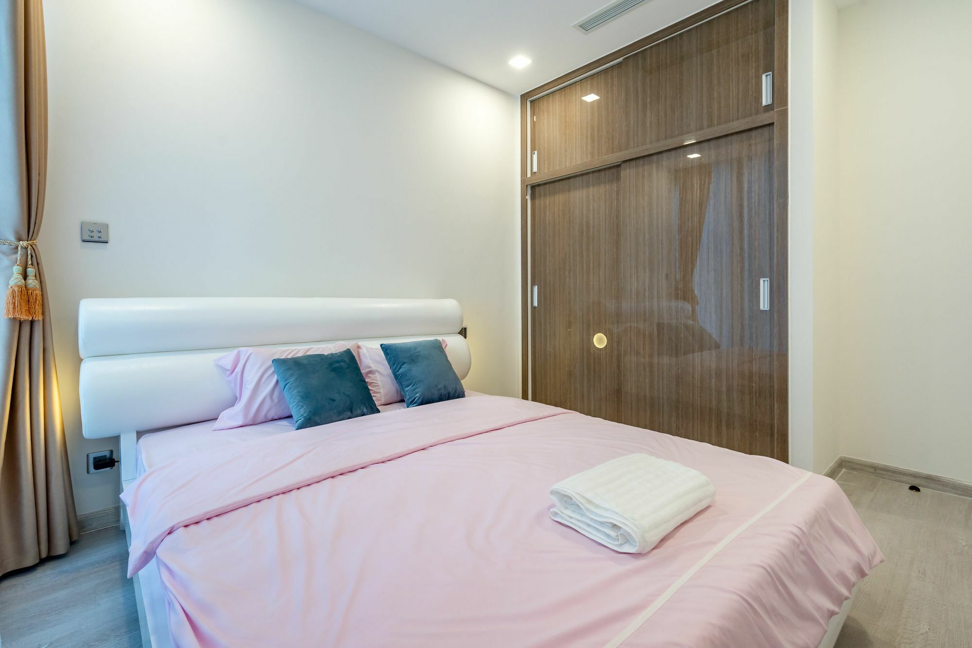 Urban House Premium Apartment Ho Şi Min Exterior foto